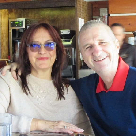 Meet your Posher, Sylvie - Picture 1 of 1